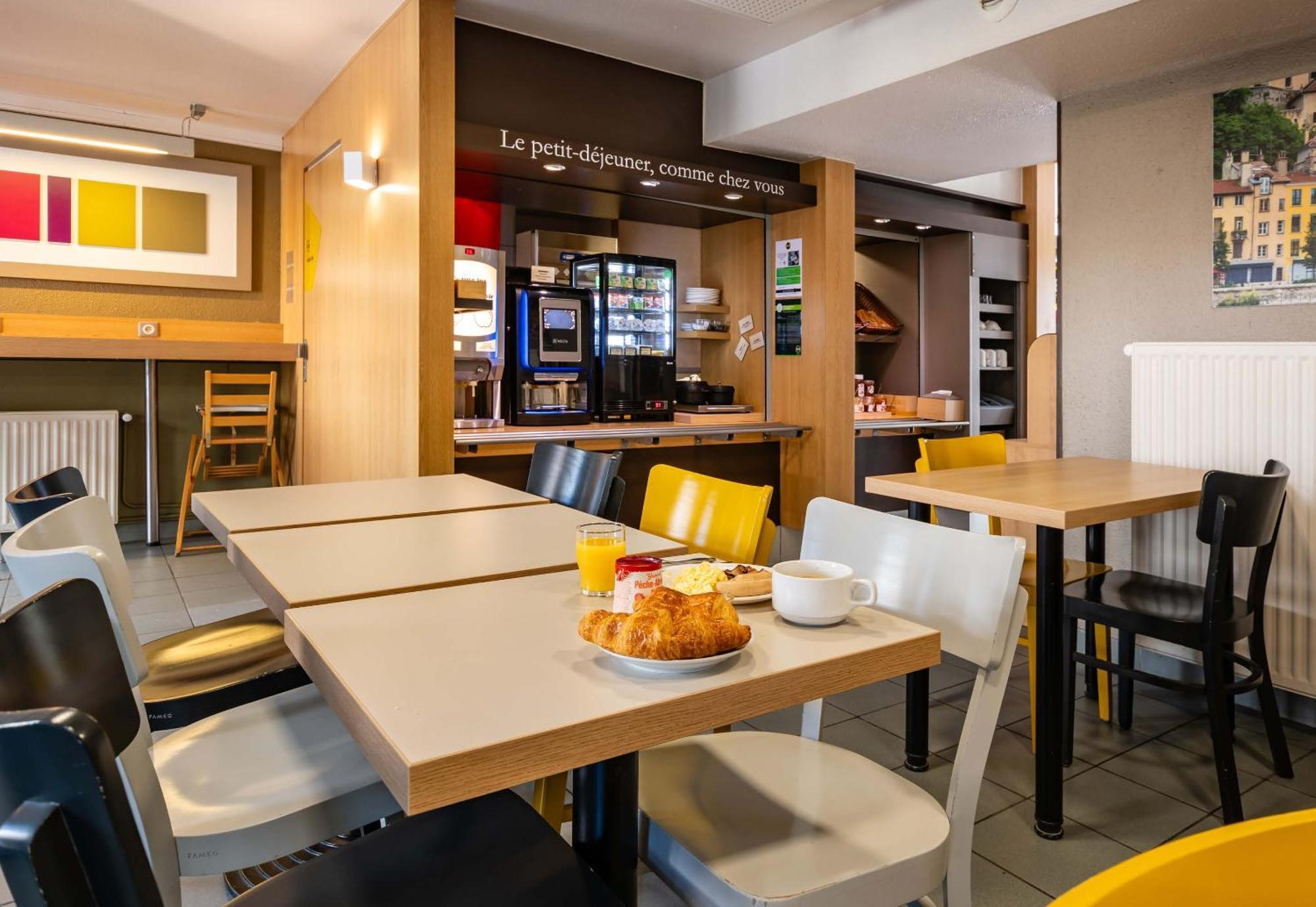 B&B Hotel Grenoble Universite 1 Gières Екстериор снимка