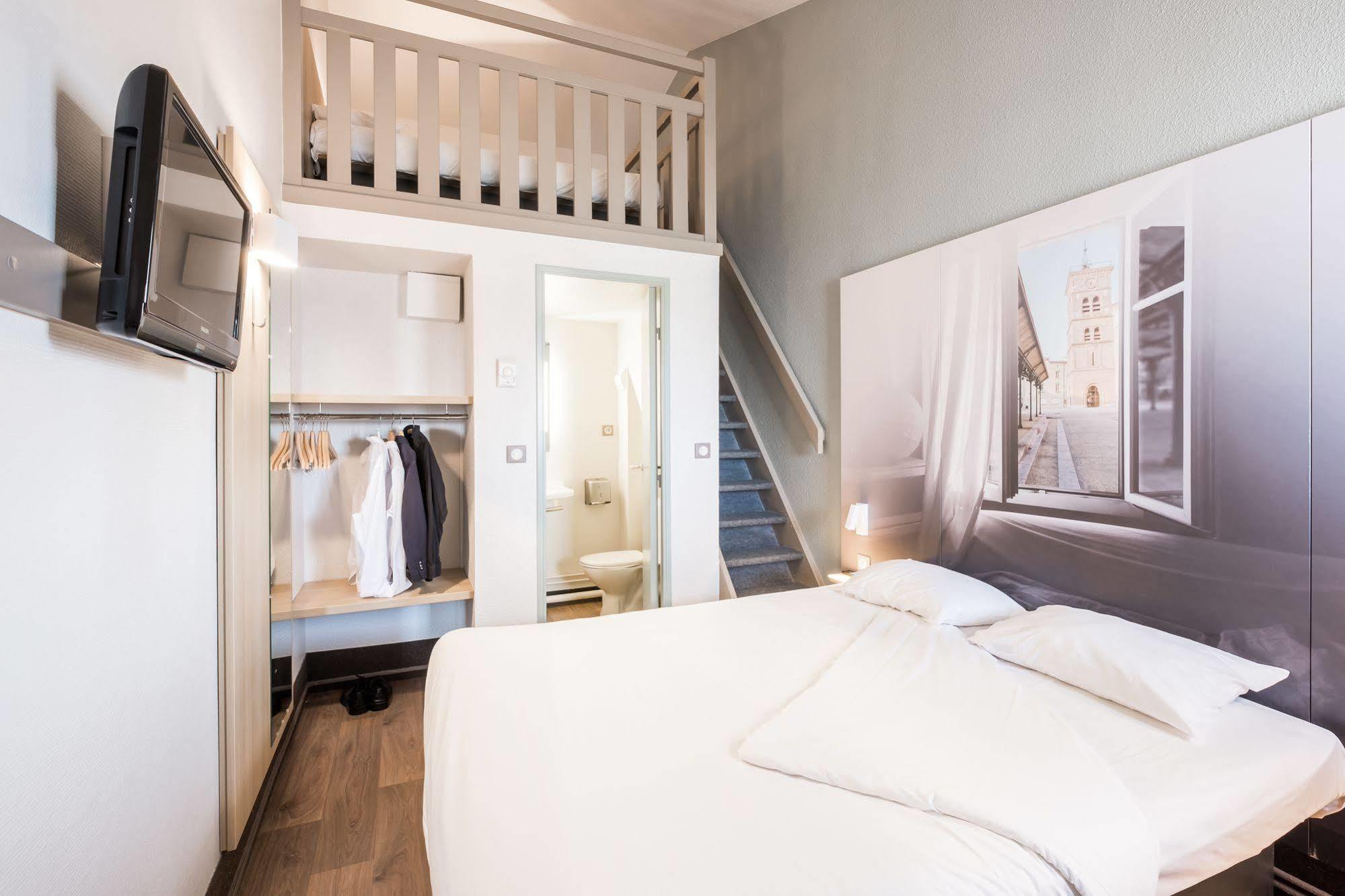 B&B Hotel Grenoble Universite 1 Gières Екстериор снимка