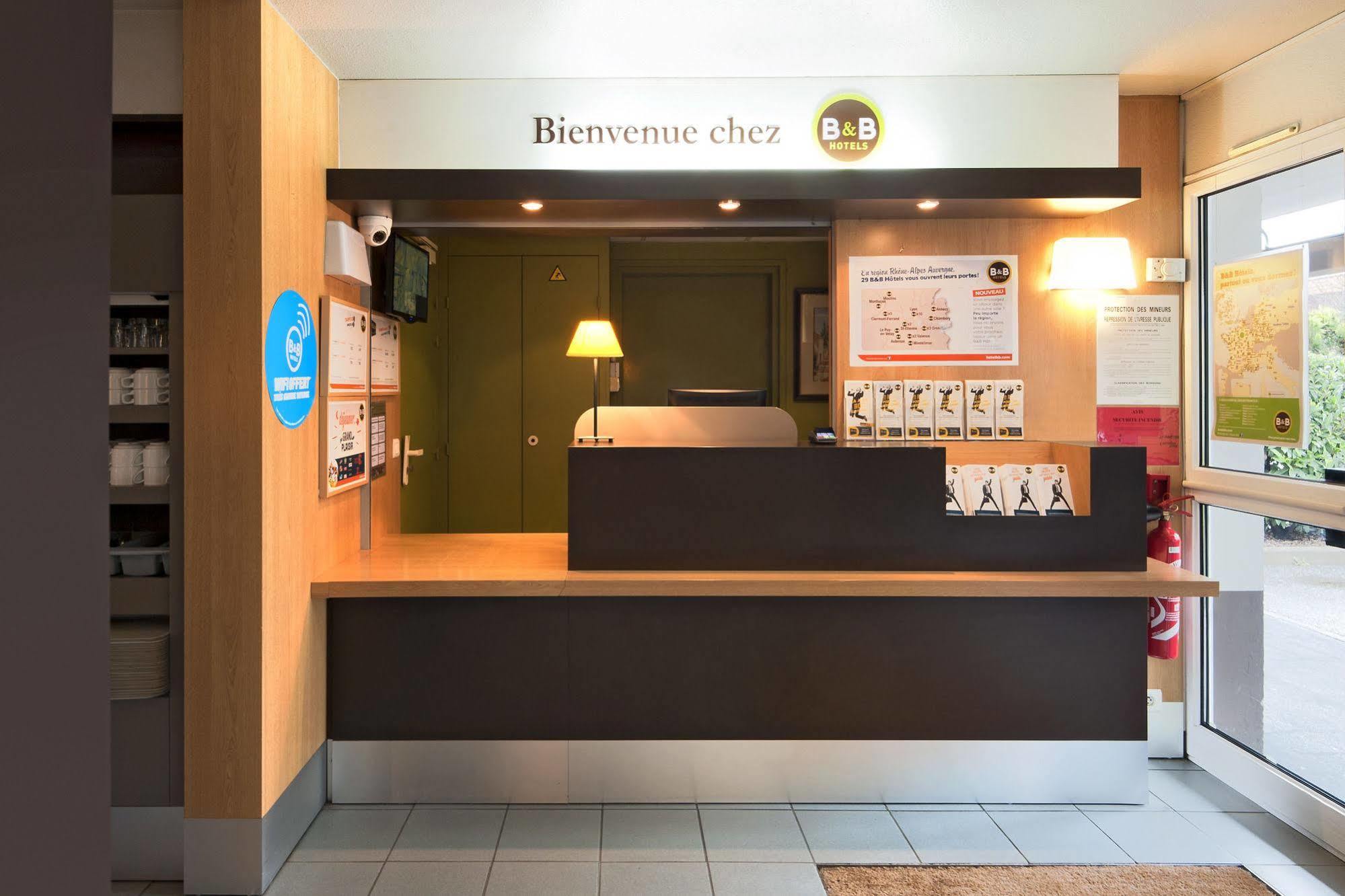 B&B Hotel Grenoble Universite 1 Gières Екстериор снимка