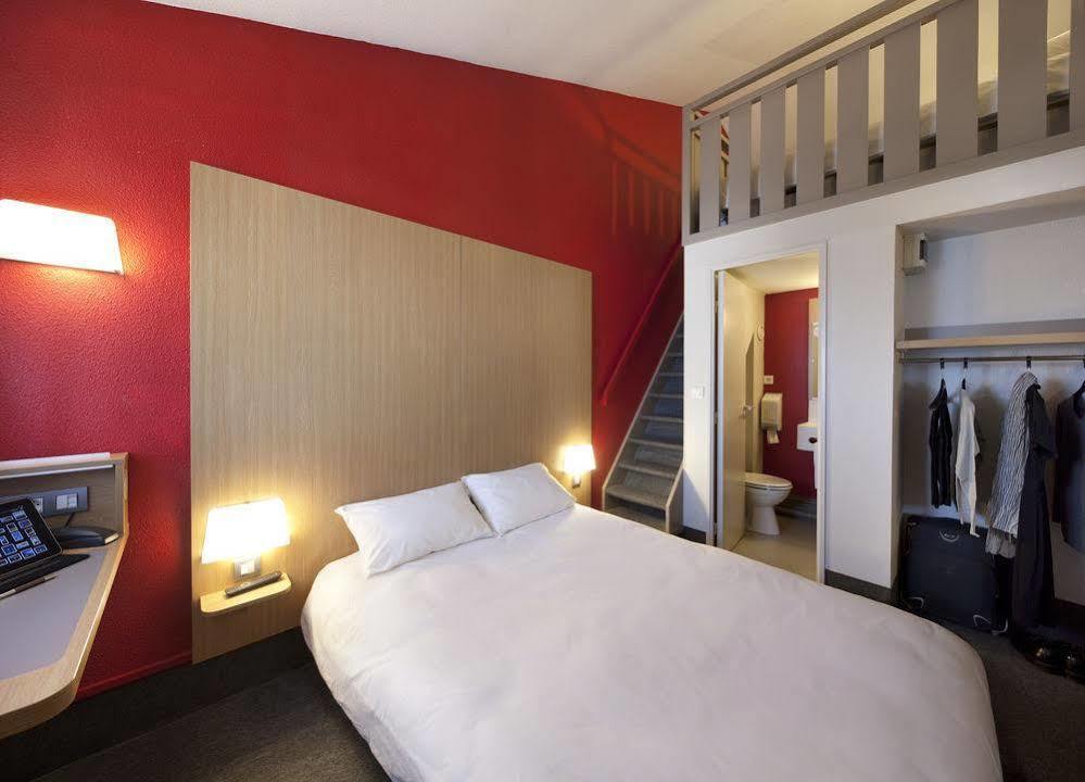 B&B Hotel Grenoble Universite 1 Gières Екстериор снимка