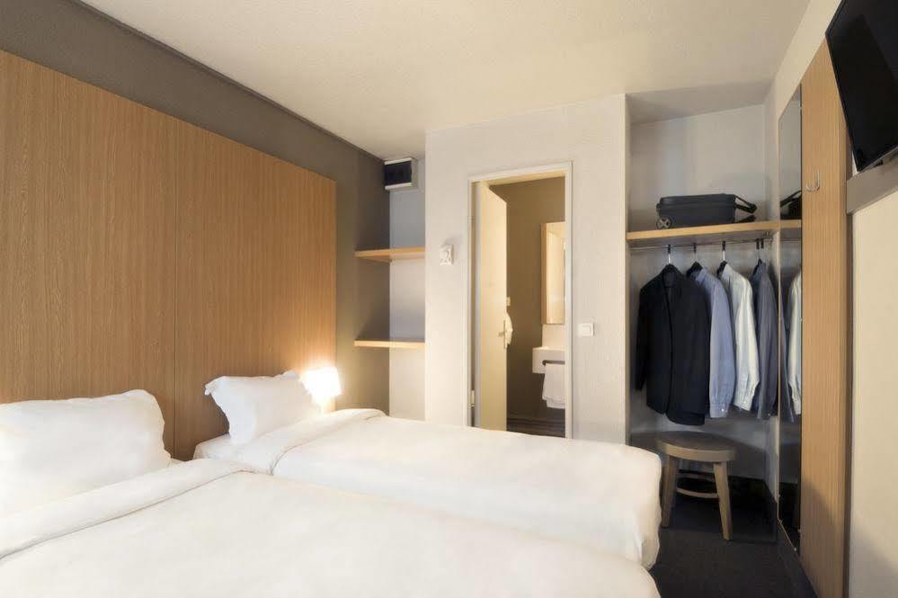 B&B Hotel Grenoble Universite 1 Gières Екстериор снимка
